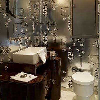 Style Glamorous Bathroom Interi...